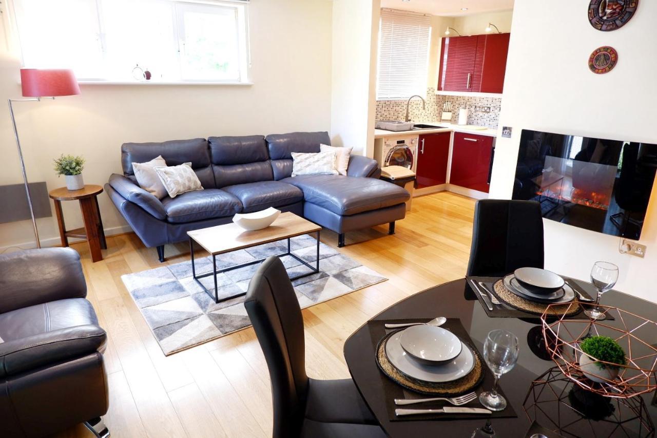 Stunning Apartment Close To Cambridge Station With Free Parking! エクステリア 写真